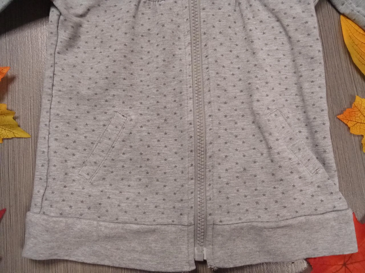 Bonita chaqueta gris con capucha Lili Rose 4 años – photo 6